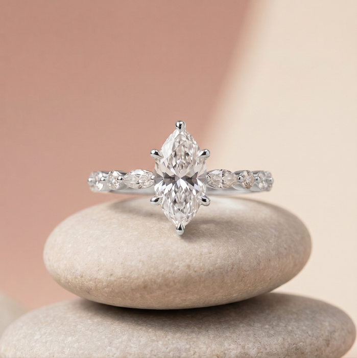 Anillo Destello Marquise con moissanita en plata 925 — SilverShine (vista 6)