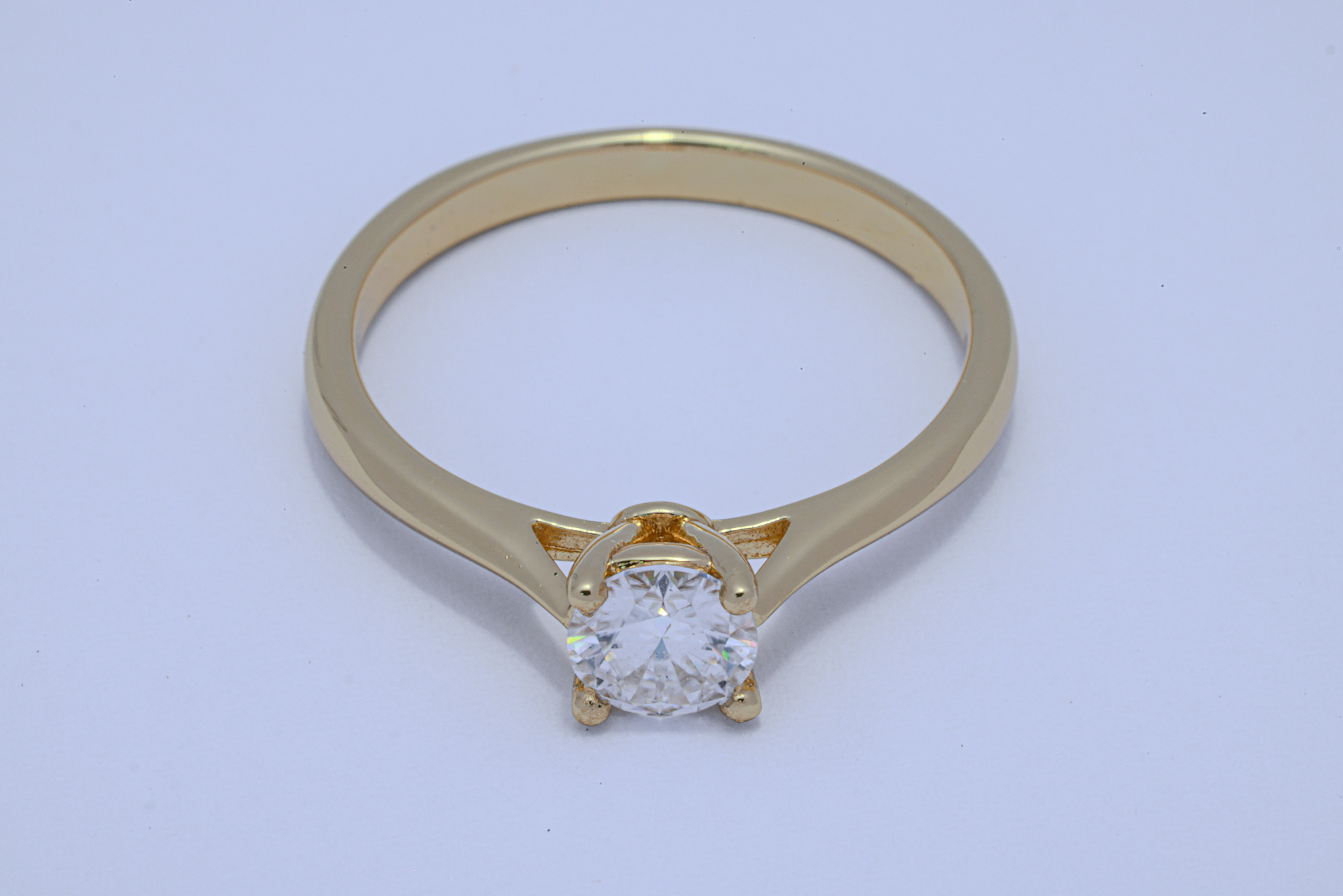 Anillo de compromiso Alma Unida con piedra mosanita 0.50CT