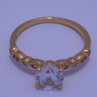 Anillo de compromiso Eco de Ternura con piedra circonia