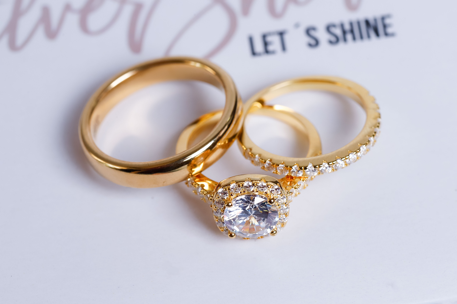 El Trío Perfecto con circonia en forma cuadrada - Oro Solido