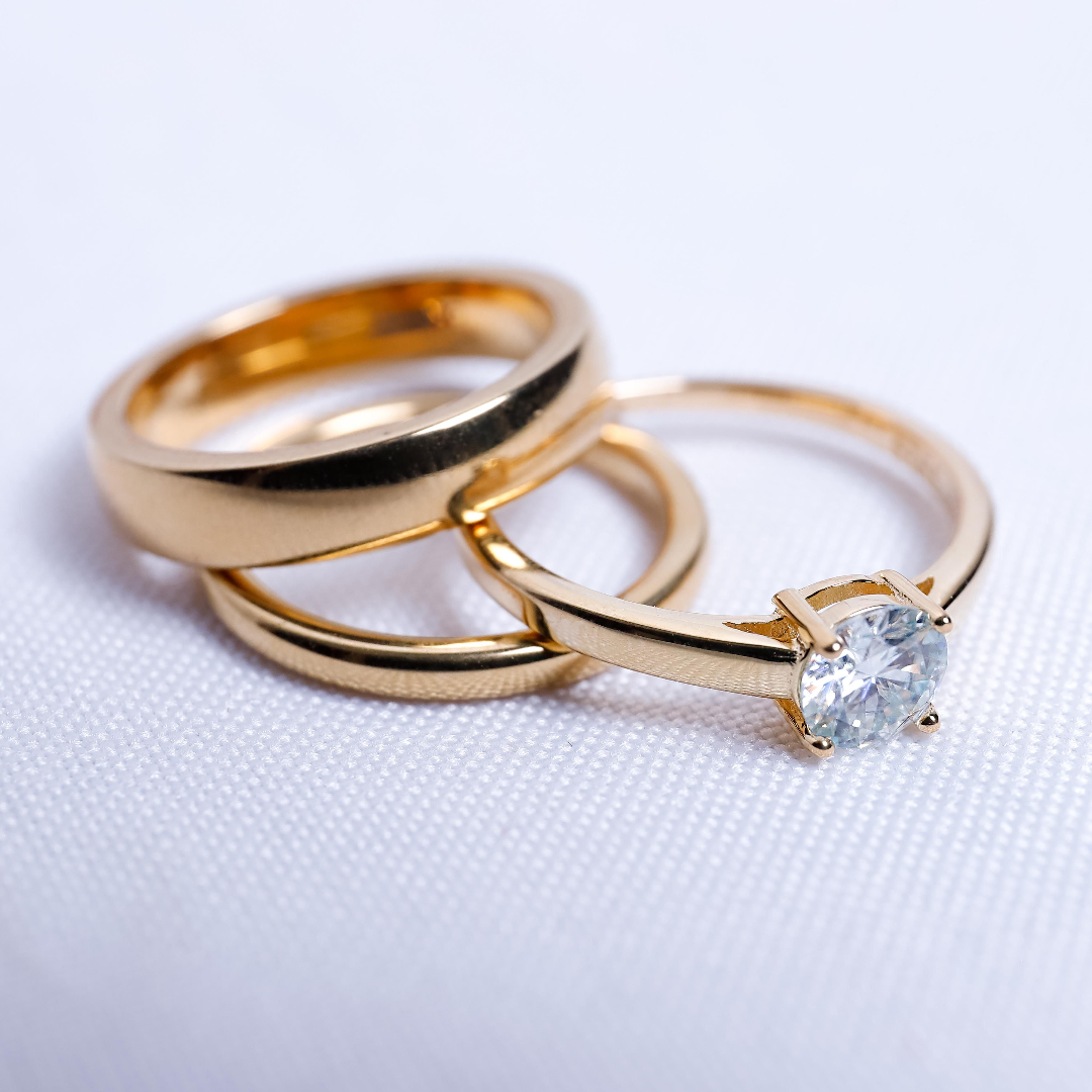 Trio de boda con piedra circonia de 0.50CT - Bañada en oro vermeil 18K