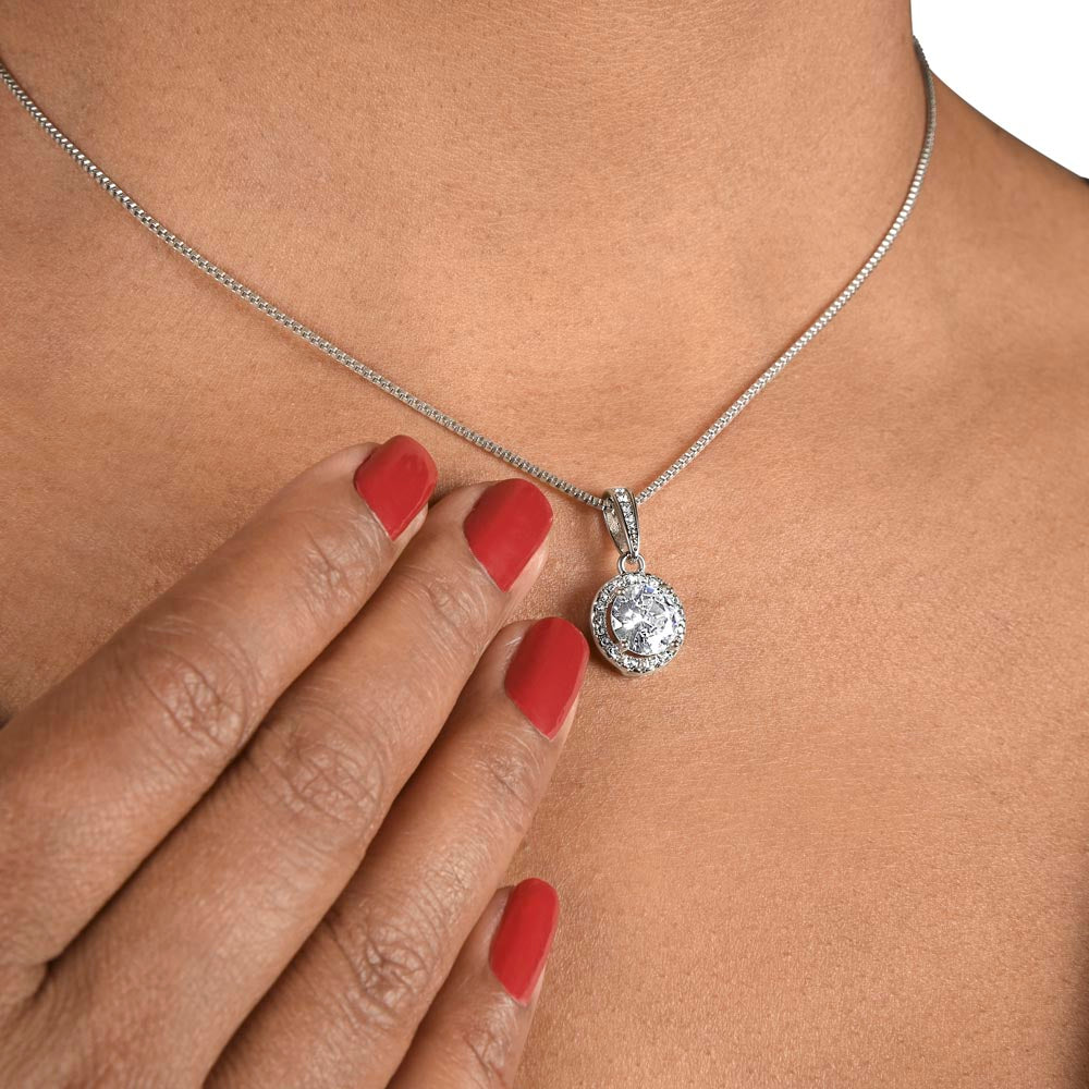 Elegant Necklace for Boss - Professional Jewelry Gift