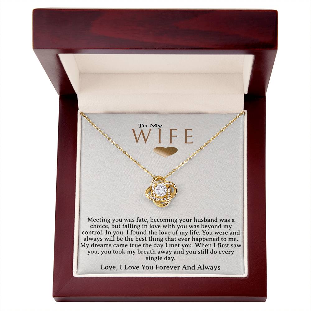 To My Wife Necklace, Gold Knot Pendant, Wife Jewelry Gift, Elegant Necklace for Her, Sentimental Wife Gift, Heartfelt Female Gift