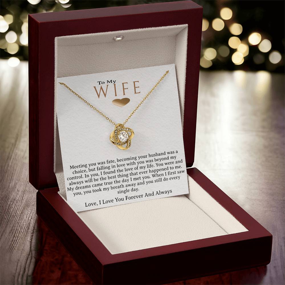 To My Wife Necklace, Gold Knot Pendant, Wife Jewelry Gift, Elegant Necklace for Her, Sentimental Wife Gift, Heartfelt Female Gift