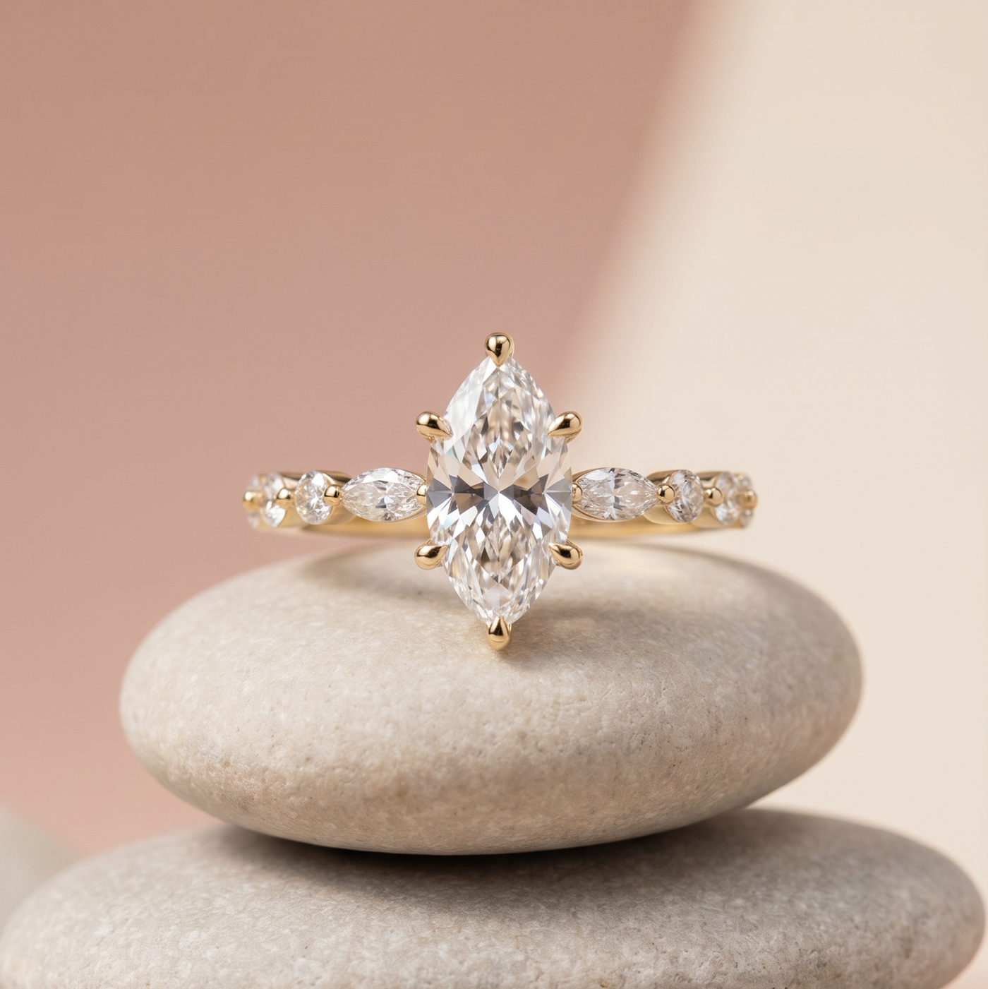 Anillo Destello Marquise · Oro Sólido 10K / 14K / 18K en oro sólido — SilverShine (vista 6)