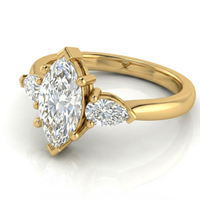 Trinidad de Amor — Anillo de Compromiso Tres Piedras