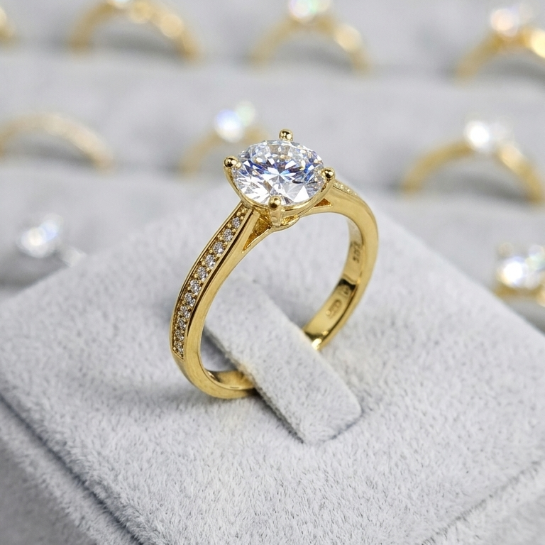 Nexo radiante · Anillo de compromiso en plata 925 — SilverShine (vista 5)